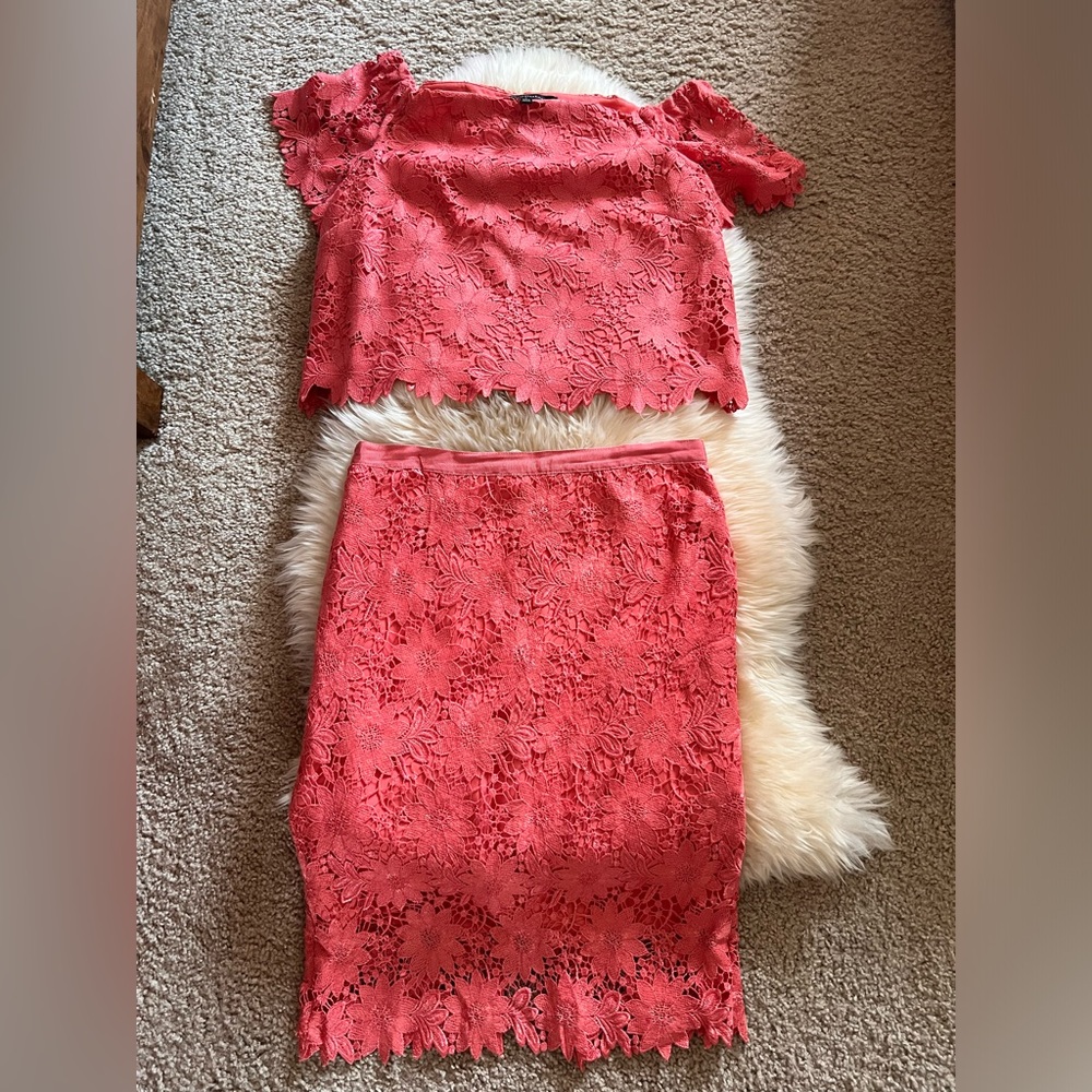 White House Black Market Coral Lace Skirt Set